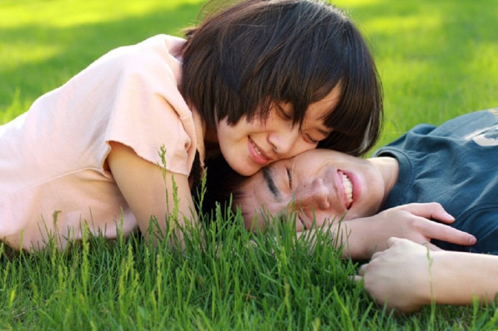the World of Romance: Unveiling What AmoLatina Is All About